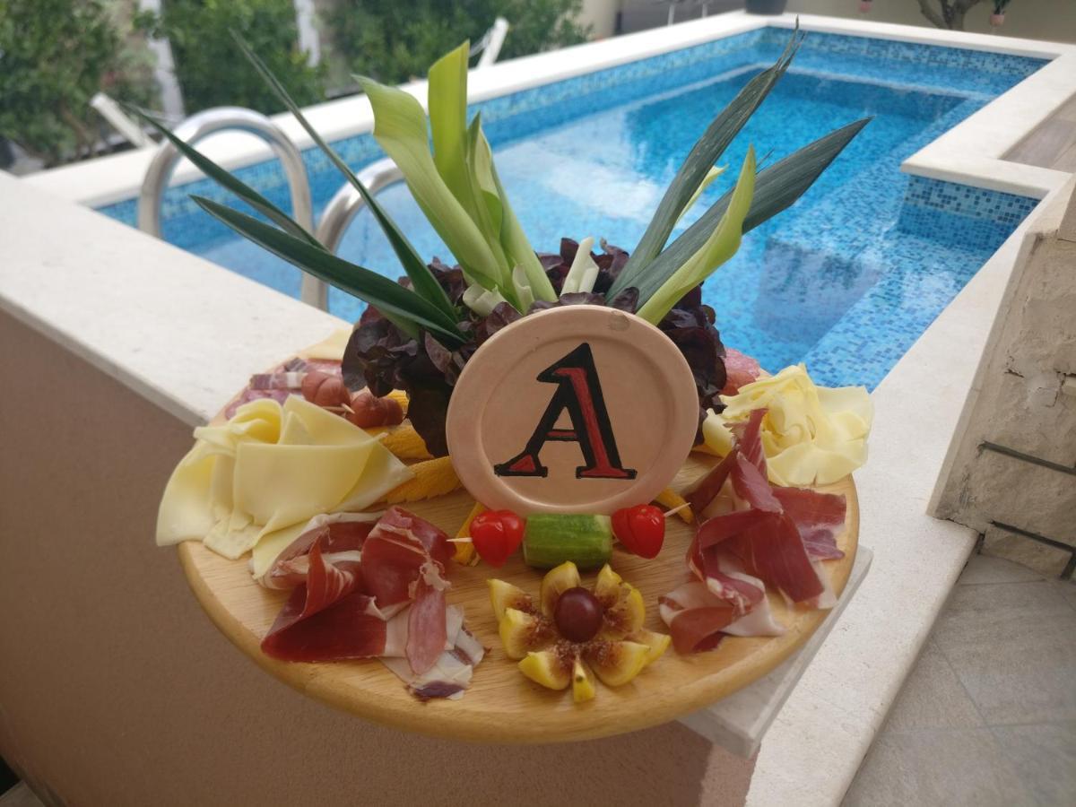 Apartments Villa A - Heating Pool Τρογκίρ Εξωτερικό φωτογραφία